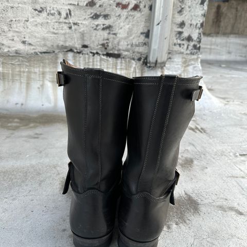Motor Engineer Boots in Black Hand-Dyed Italian Horsebutt