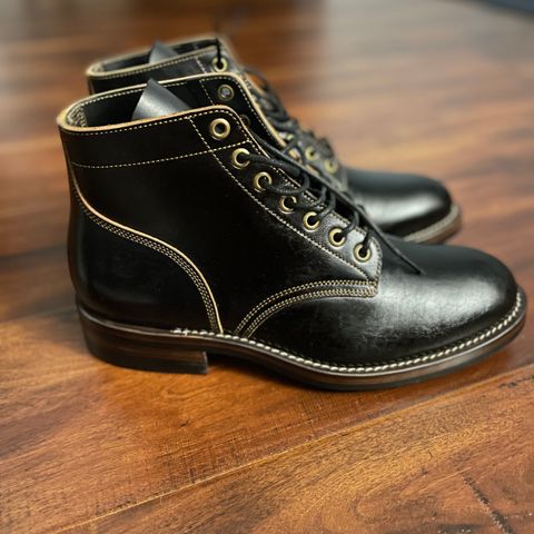 Onderhoud SVC01 Boondocker in Shinki Brown Oiled Horsebutt