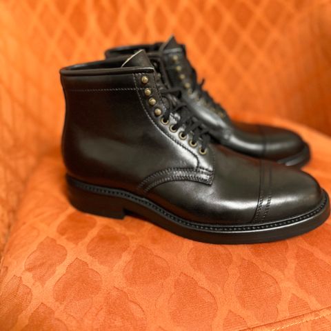 Flame Panda Service Boot in Maryam Natural Horsebutt Overdyed Brown then Black