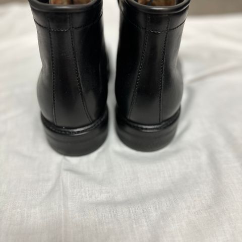 Flame Panda Service Boot in Maryam Natural Horsebutt Overdyed Brown then Black