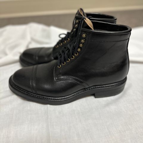 Flame Panda Service Boot in Maryam Natural Horsebutt Overdyed Brown then Black