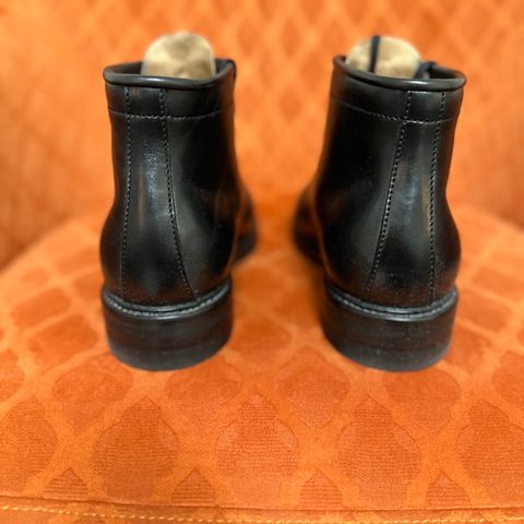 Flame Panda Service Boot in Maryam Natural Horsebutt Overdyed Brown then Black