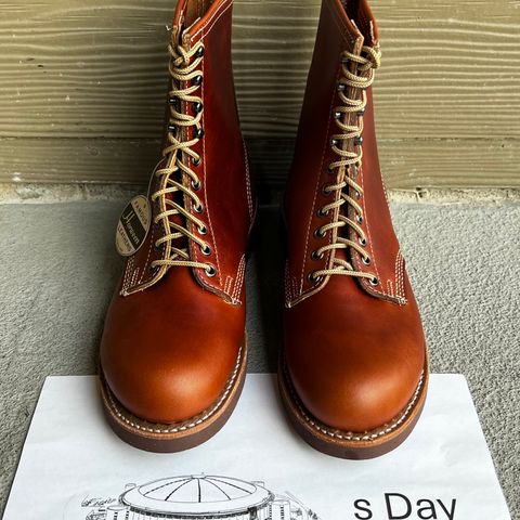 Thorogood 1892 Tomahawk Boot in Horween Cognac Chromexcel