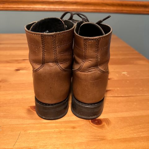 Thursday Captain in Horween Natural Chromexcel
