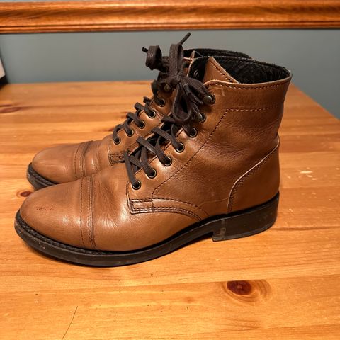 Thursday Captain in Horween Natural Chromexcel
