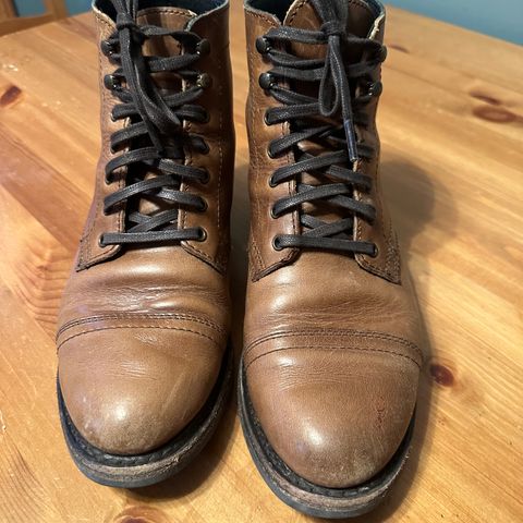 Thursday Captain in Horween Natural Chromexcel