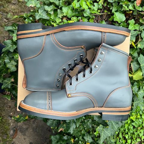 Iron Boots The Chosen One in Maryam Grigio Shell Cordovan