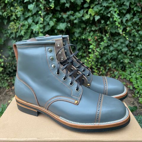 Iron Boots The Chosen One in Maryam Grigio Shell Cordovan