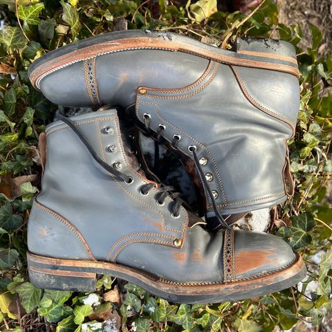 Iron Boots The Chosen One in Maryam Grigio Shell Cordovan