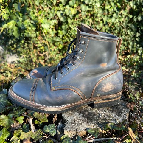 Iron Boots The Chosen One in Maryam Grigio Shell Cordovan