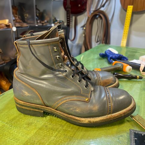 Iron Boots The Chosen One in Maryam Grigio Shell Cordovan