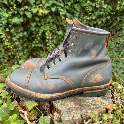Iron Boots The Chosen One in Maryam Grigio Shell Cordovan