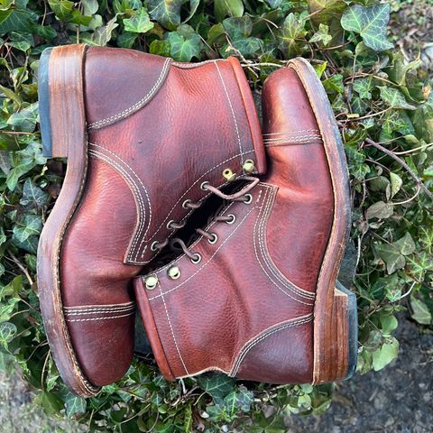 Kustom Kraft Model 1 in Kobel Russet Harness