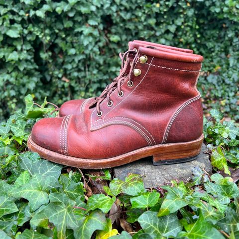 Kustom Kraft Model 1 in Kobel Russet Harness
