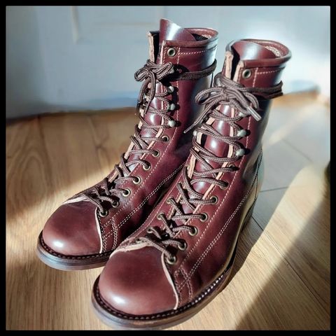 View photo of Willie's Handmade Boots Unlisted Model in Maryam Walnut TPR Horsebutt