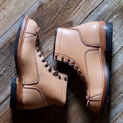 Monroe 19916 Monkey Boot in Shinki Natural Oiled Horsebutt