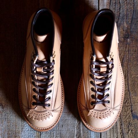 Monroe 19916 Monkey Boot in Shinki Natural Oiled Horsebutt