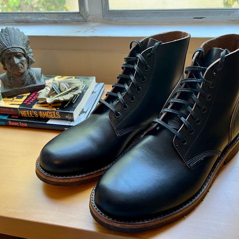 View photo of Oak Street Bootmakers Field Boot in Horween Black Chromexcel