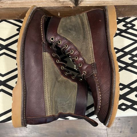 Search result thumbnail of Red Wing Weekender Canvas Moc in Unlisted Leather