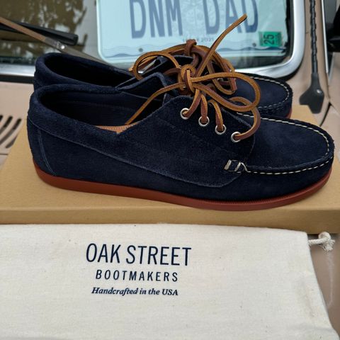 View photo of Oak Street Bootmakers Trail Oxford in Horween Navy Orion Suede