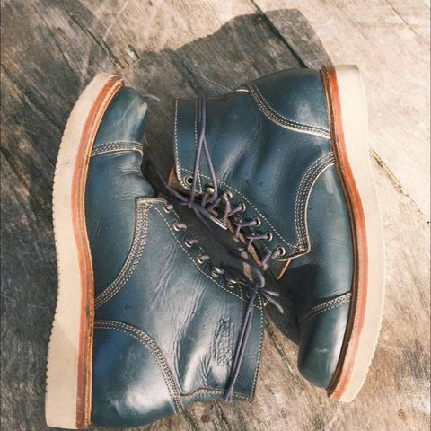 Willie's Handmade Boots Cap Toe Service Boot in Horween Navy Chromexcel