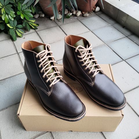 Willie's Handmade Boots Service Boot in Horween Olive Waxed Flesh