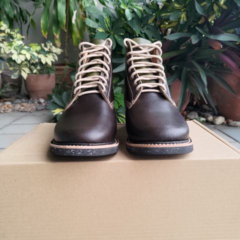 Willie's Handmade Boots Service Boot in Horween Olive Waxed Flesh