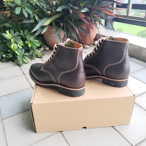 Willie's Handmade Boots Service Boot in Horween Olive Waxed Flesh