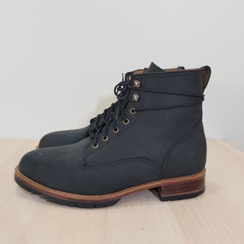 Black Wing Shoes Charcoal Crazy Horse in Charcoal Crazy Horse