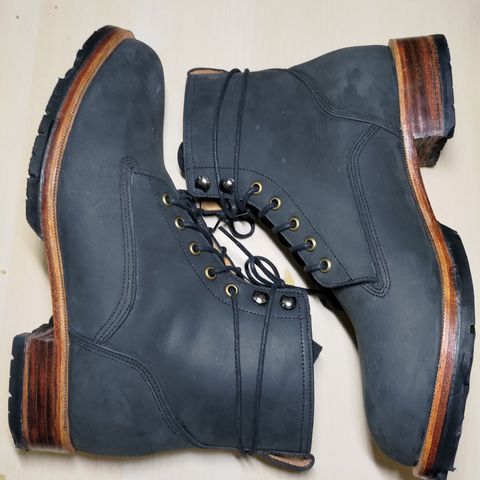 Black Wing Shoes Charcoal Crazy Horse in Charcoal Crazy Horse