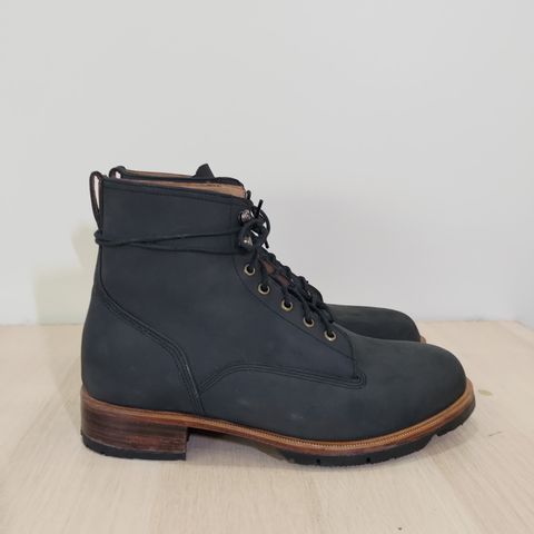 Black Wing Shoes Charcoal Crazy Horse in Charcoal Crazy Horse