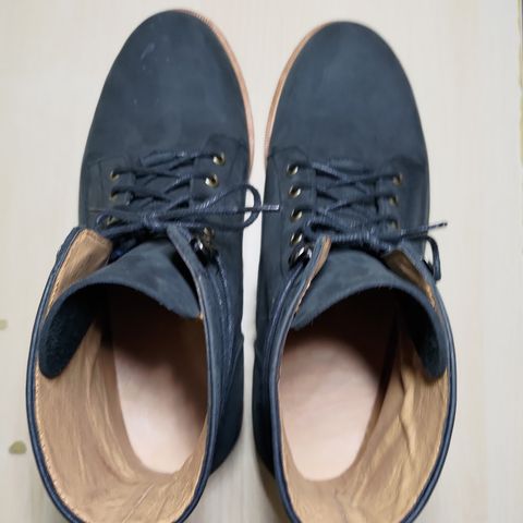 Black Wing Shoes Charcoal Crazy Horse in Charcoal Crazy Horse