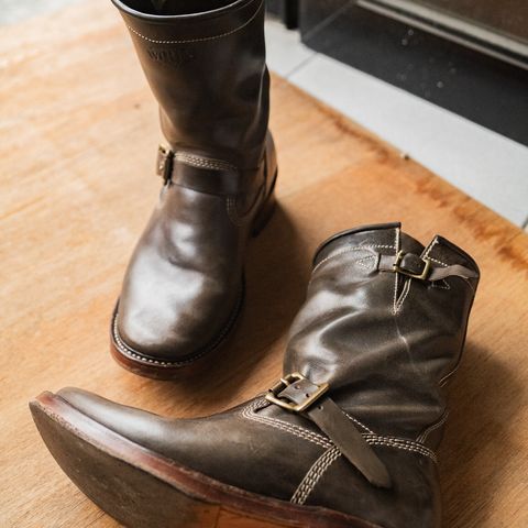 View photo of Willie's Handmade Boots Engineer Boots in Maryam Graphite Horsebutt