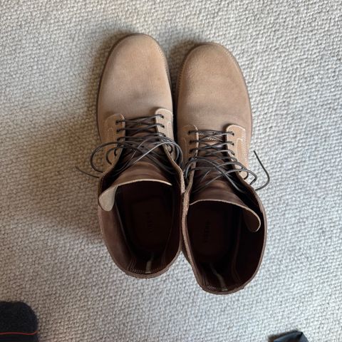 Viberg Boondocker in Horween Marine Field Roughout