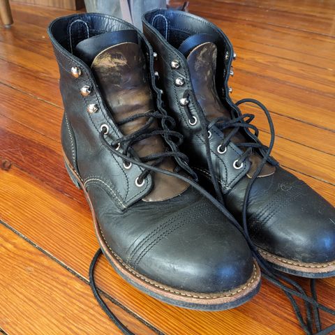 Red Wing Iron Ranger in S.B. Foot Black Harness
