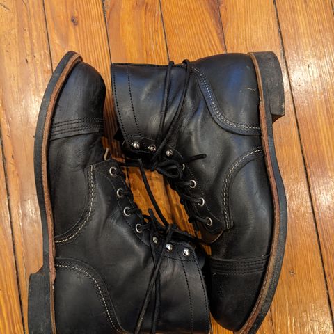 Red Wing Iron Ranger in S.B. Foot Black Harness