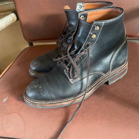Caswell Lisbon in Horween Black Chromexcel