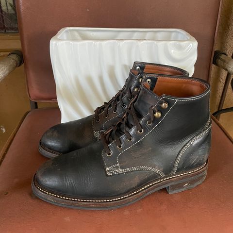 Caswell Lisbon in Horween Black Chromexcel