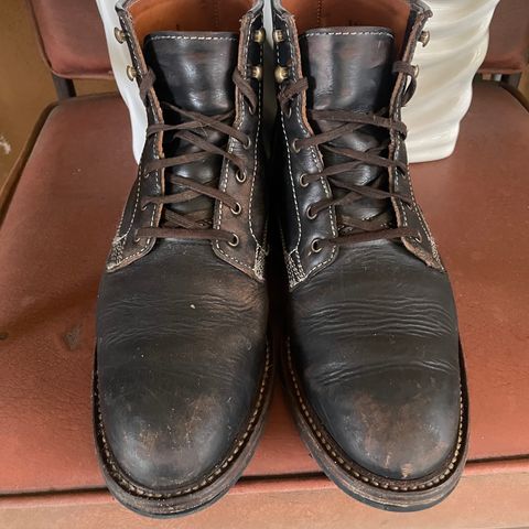 Caswell Lisbon in Horween Black Chromexcel