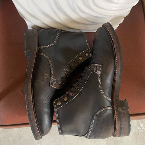 Caswell Lisbon in Horween Black Chromexcel