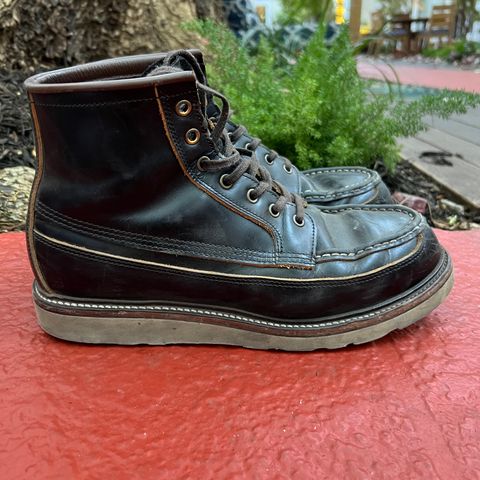 View photo of Luosjiet Rural Moctoe Boot in Black Teacore OTA cowhide