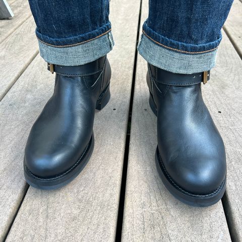 Y'2 Leather Engineer Boot in Sumi Dyed Horse