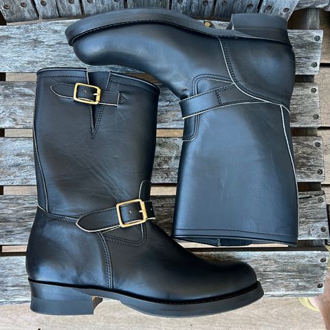 Y'2 Leather Engineer Boot in Sumi Dyed Horse