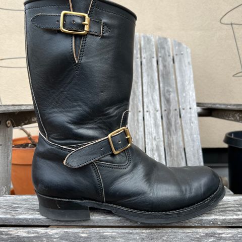 View photo of Y'2 Leather Engineer Boot in Sumi Dyed Horse