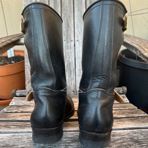 Y'2 Leather Engineer Boot in Sumi Dyed Horse