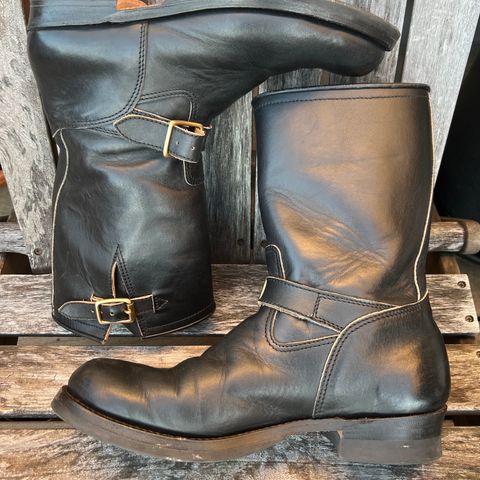 Y'2 Leather Engineer Boot in Sumi Dyed Horse