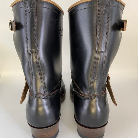Role Club Engineer Boots in Horween Black Chromexcel