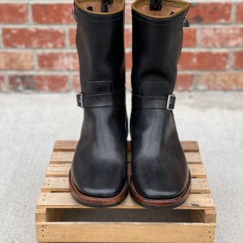 Mister Freedom Road Champ in Black Veg-Tanned Cowhide