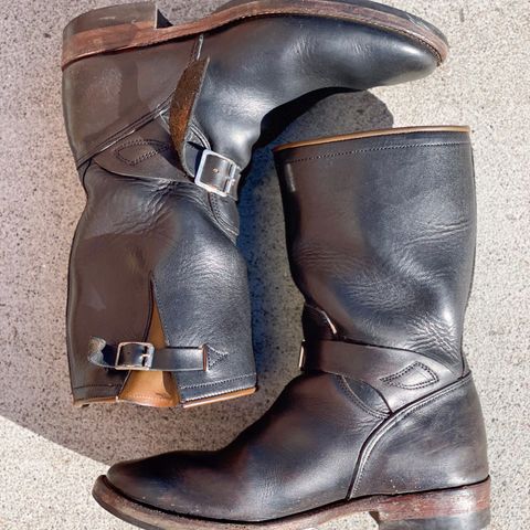 Mister Freedom Road Champ in Black Veg-Tanned Cowhide