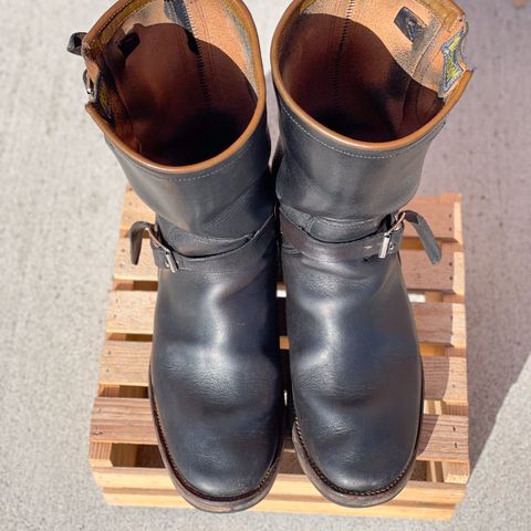 Mister Freedom Road Champ in Black Veg-Tanned Cowhide
